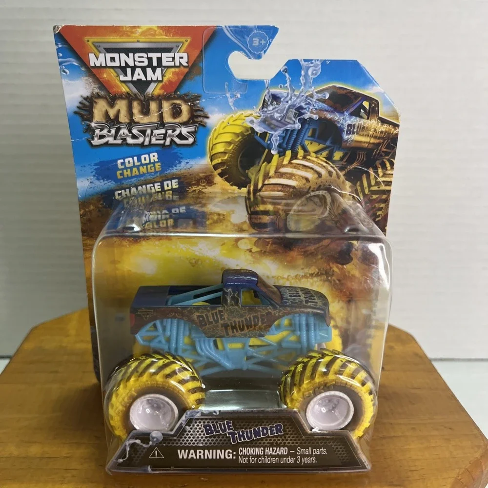 2025 Monster‎ Jam Mud Blasters 1:64 Color Change Blue Thunder - NIP